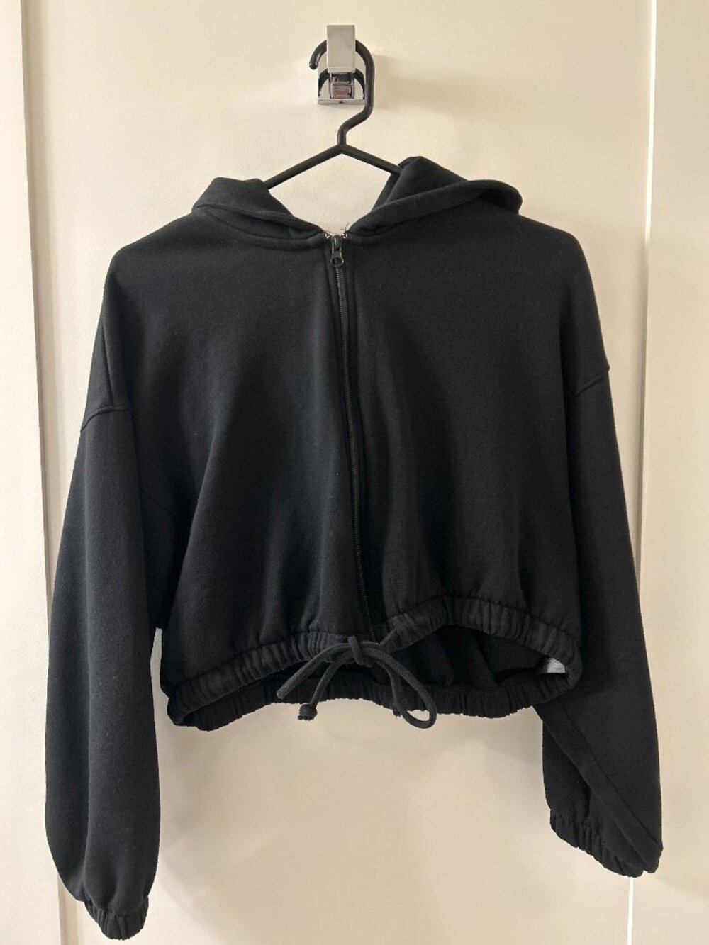 HM Black Fleece-lined Cropped Zip Up Hoodie with Drawstring Hem Women Small